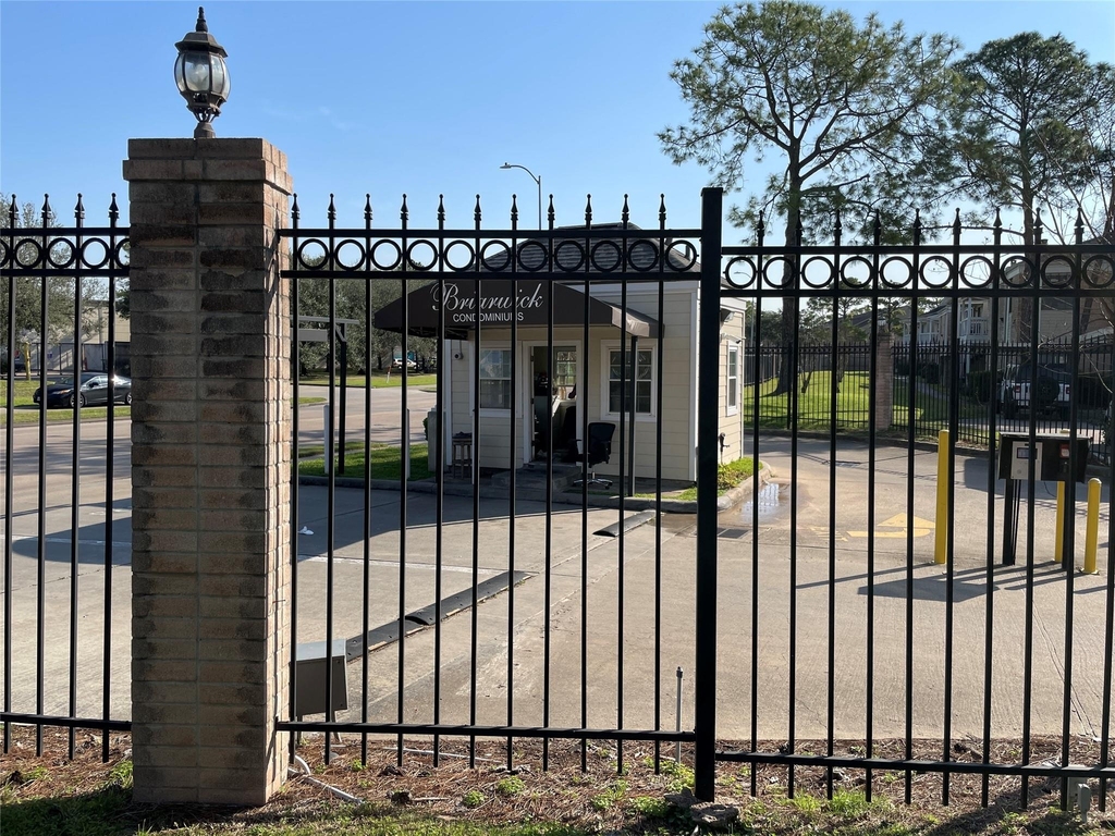 2750 Holly Hall Street - Photo 2
