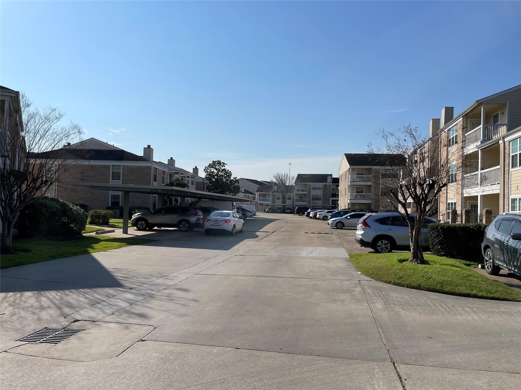 2750 Holly Hall Street - Photo 21