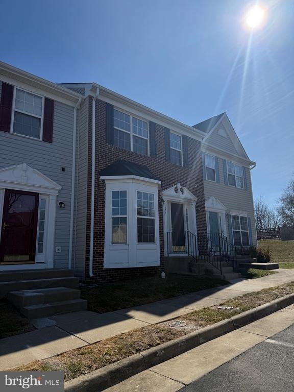 144 Keating Circle - Photo 0