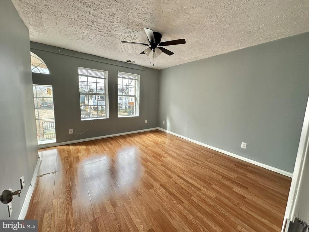 2015 S Lincoln Street S - Photo 18