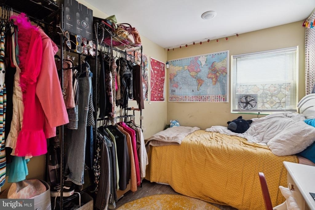 2214 N Camac Street - Photo 3