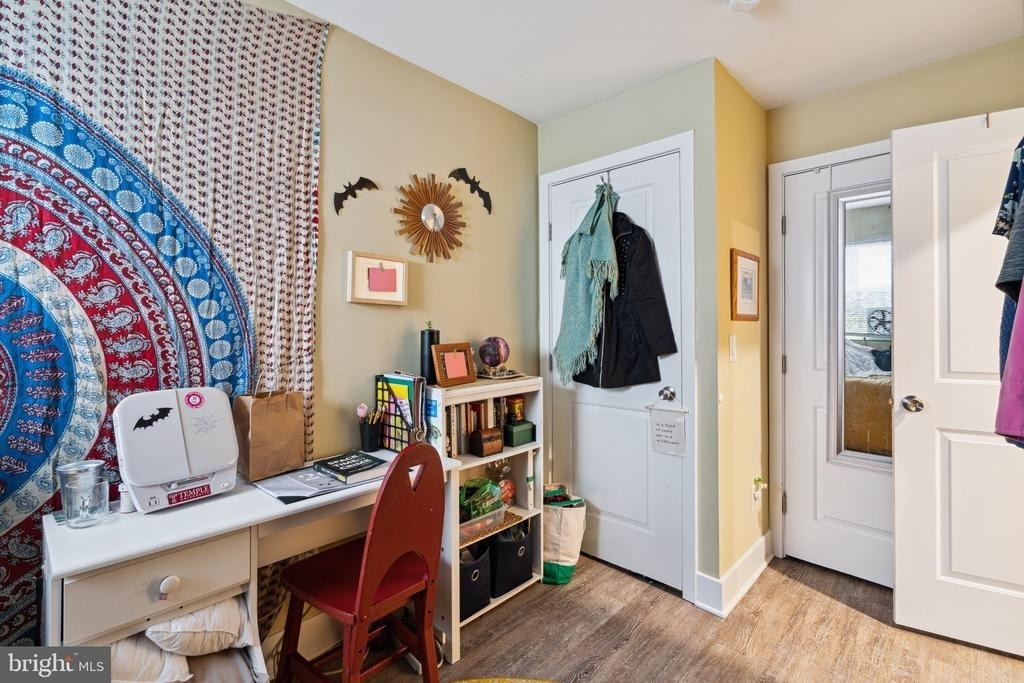 2214 N Camac Street - Photo 4