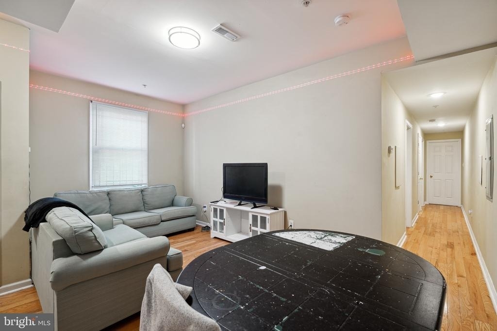 1611 N 17th Street - Photo 13