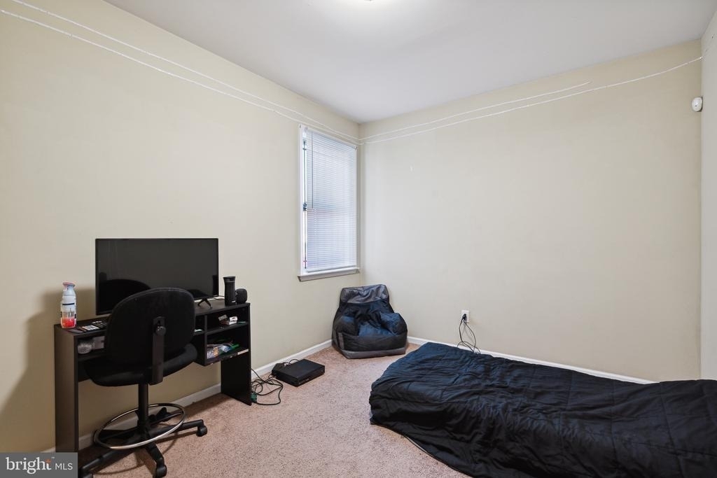 1611 N 17th Street - Photo 14