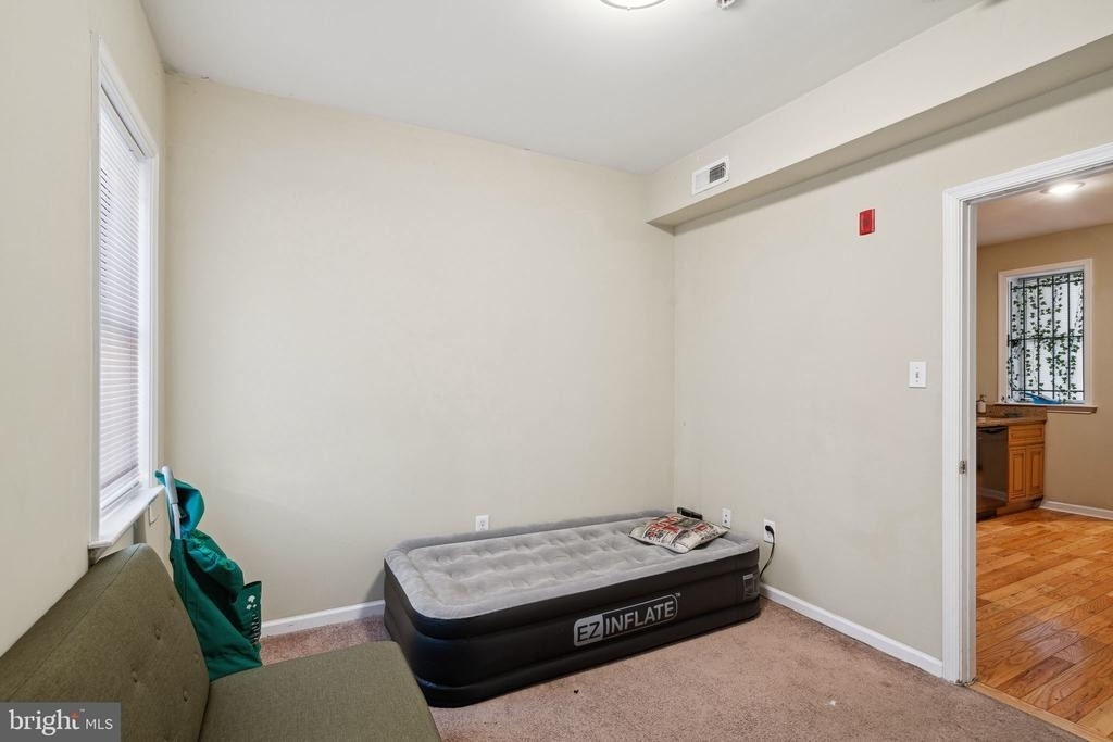 1611 N 17th Street - Photo 10