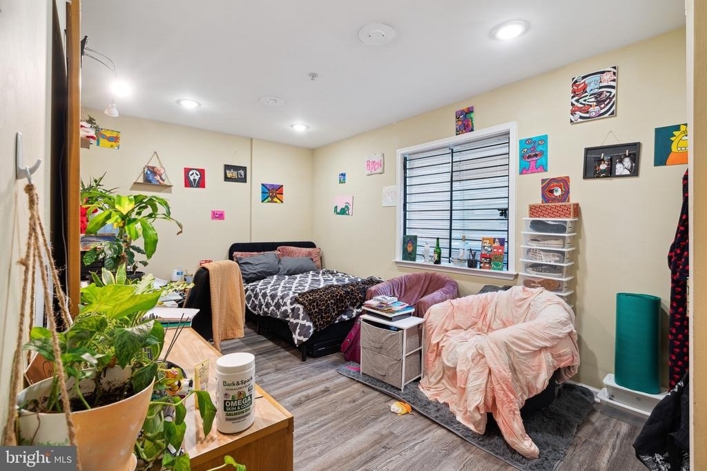 1611 N 17th Street - Photo 1