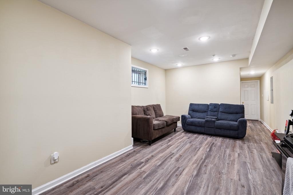 1611 N 17th Street - Photo 15