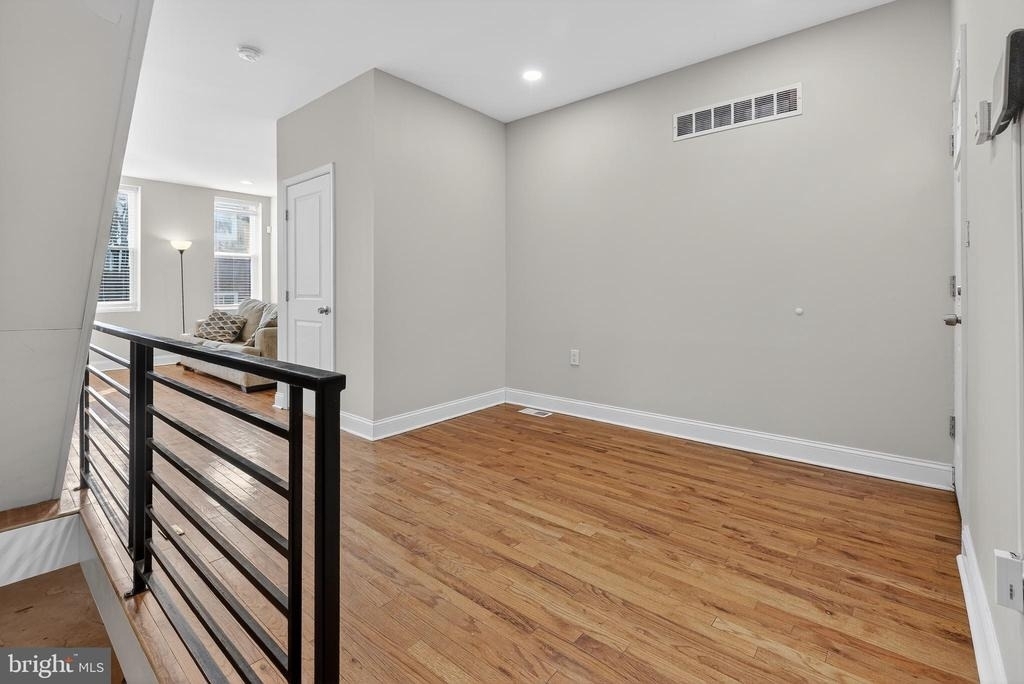 2543 Nicholas Street - Photo 12