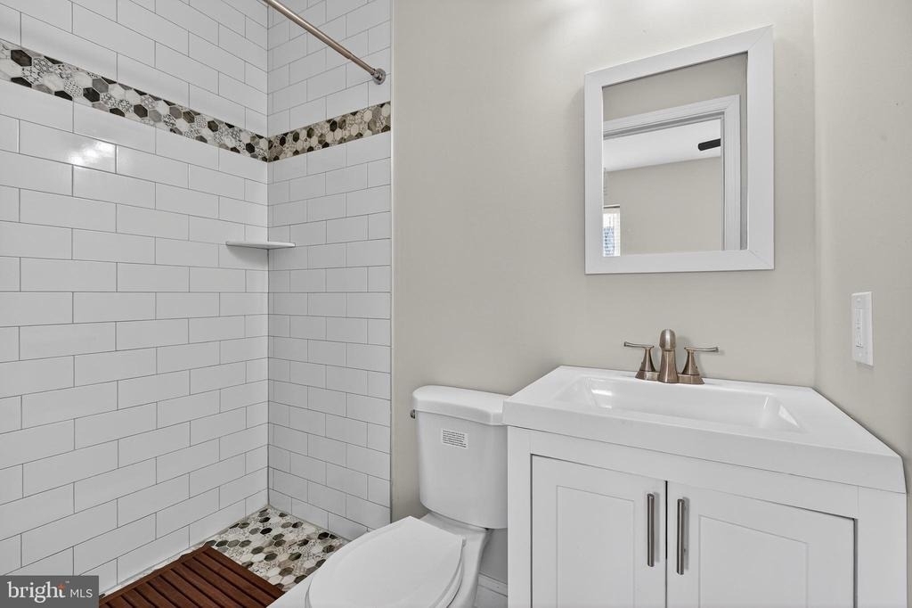2543 Nicholas Street - Photo 18