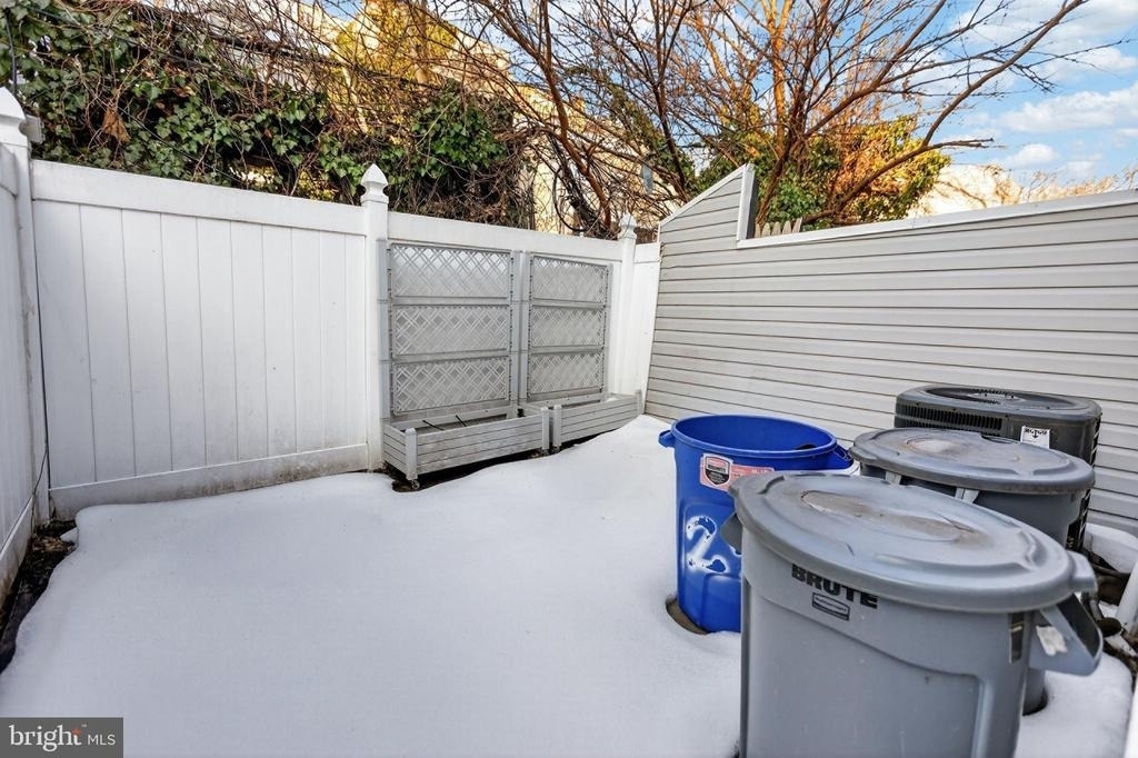 2543 Nicholas Street - Photo 30