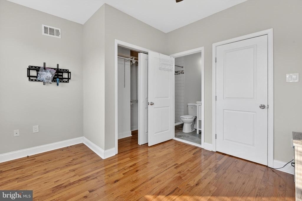 2543 Nicholas Street - Photo 14