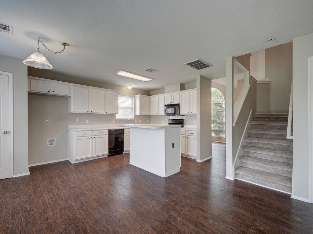 427 Territory Trl - Photo 4