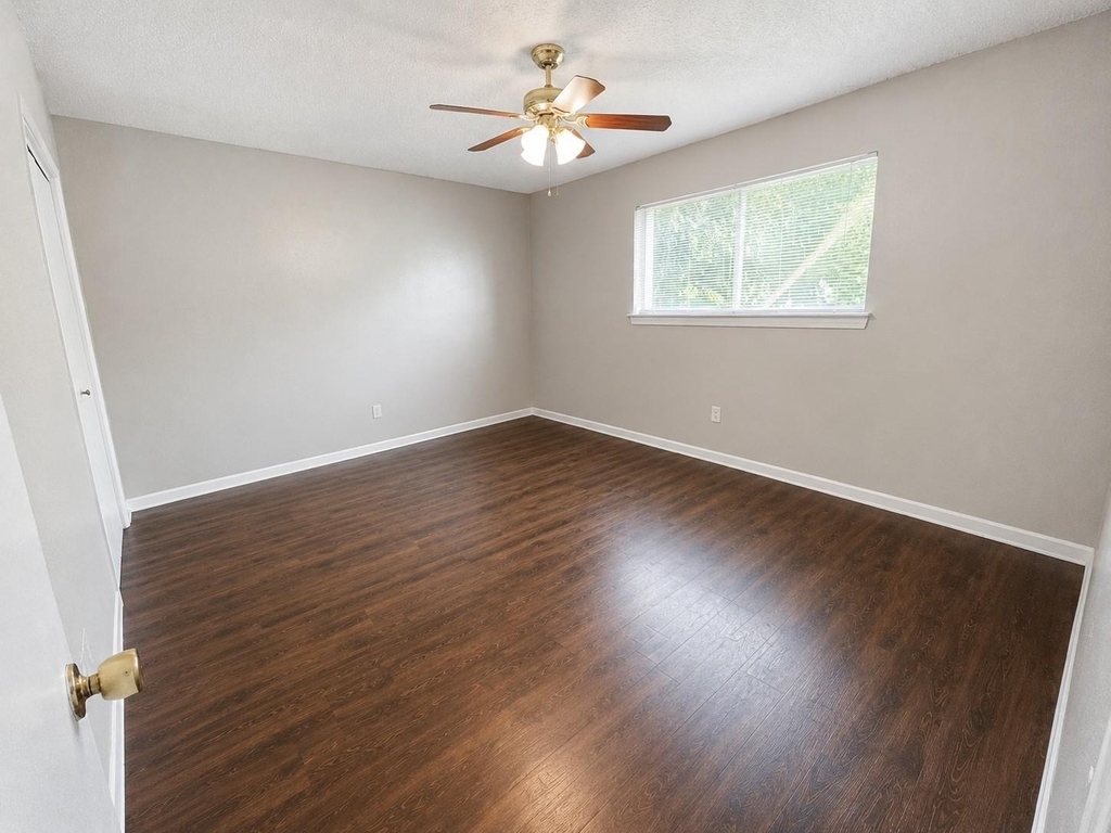 3106 Duval St - Photo 4