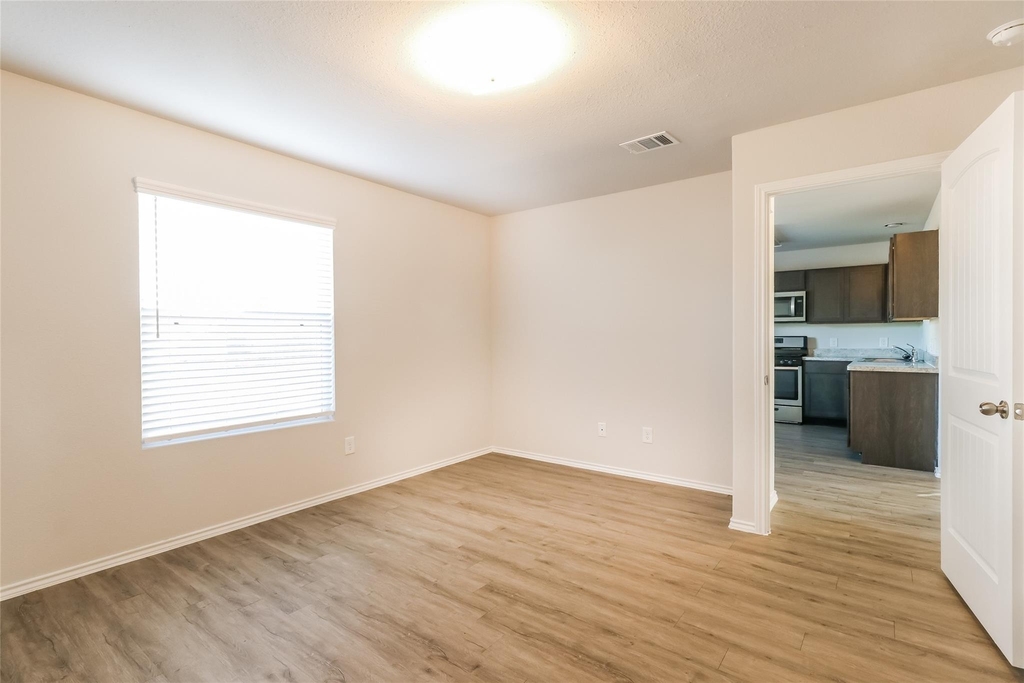 3229 Chunk Court - Photo 7
