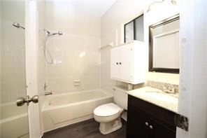 2604 Salado St - Photo 13