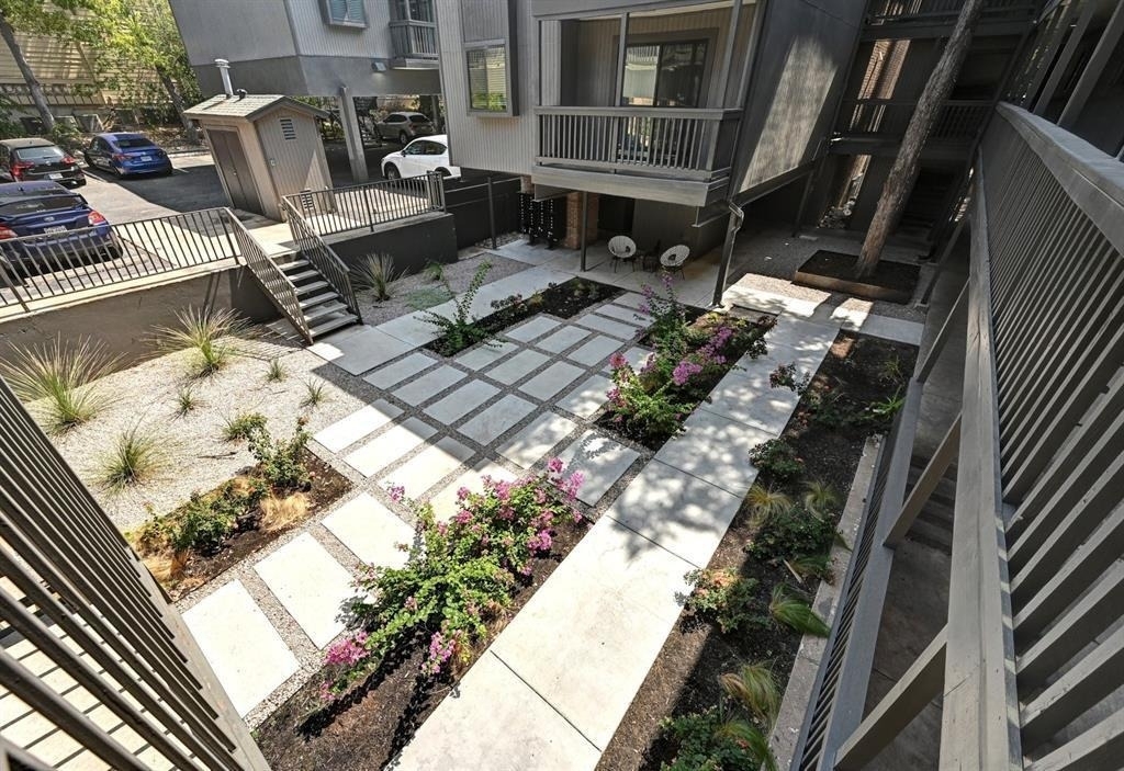 3301 Red River St - Photo 1