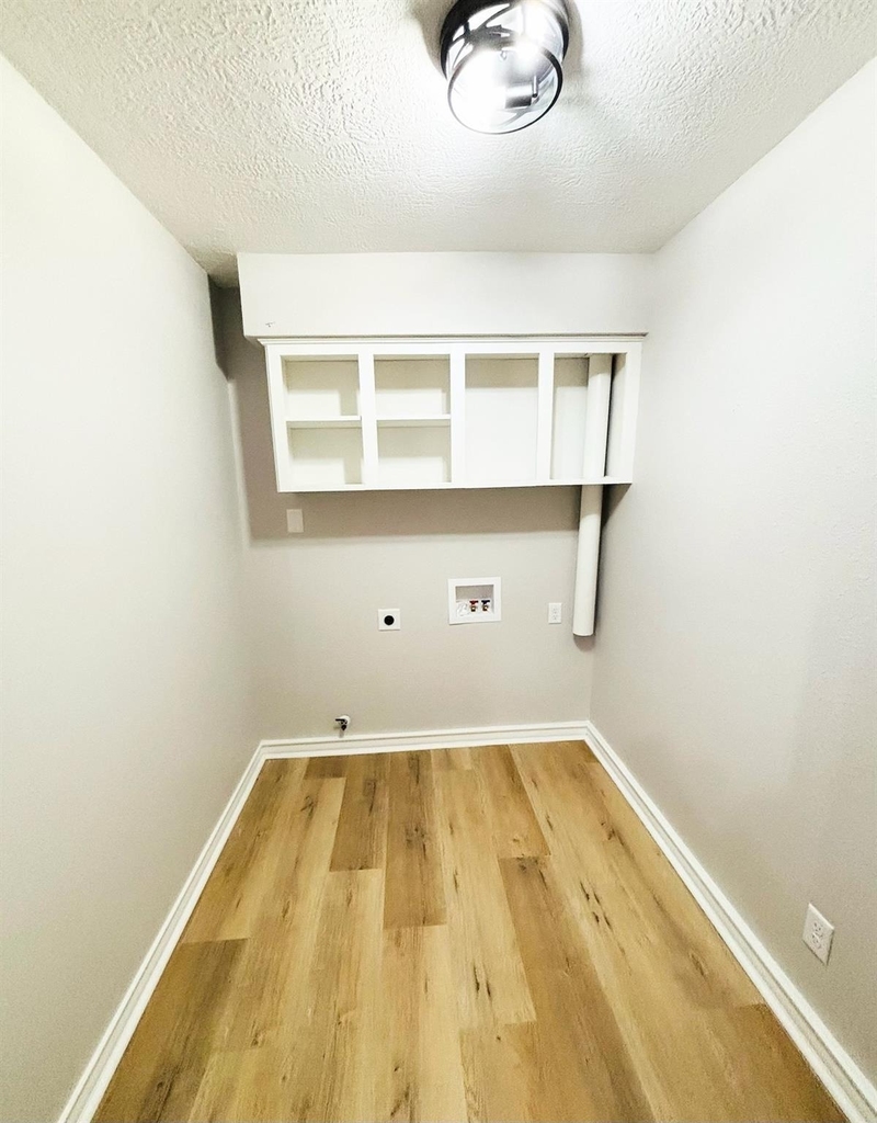 1803 S Park Street - Photo 14