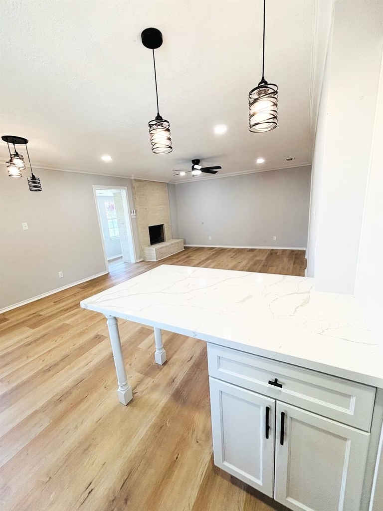 1803 S Park Street - Photo 8