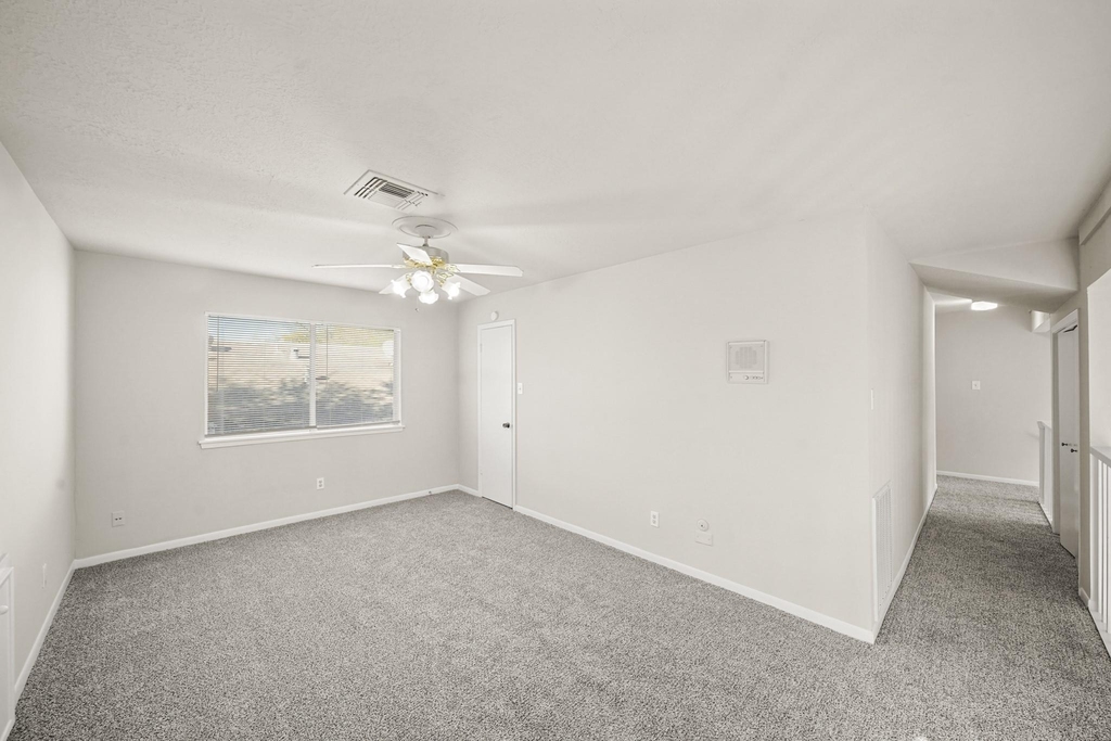 6514 Winkleman Road - Photo 10