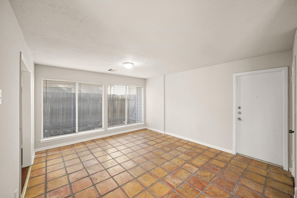 6514 Winkleman Road - Photo 1