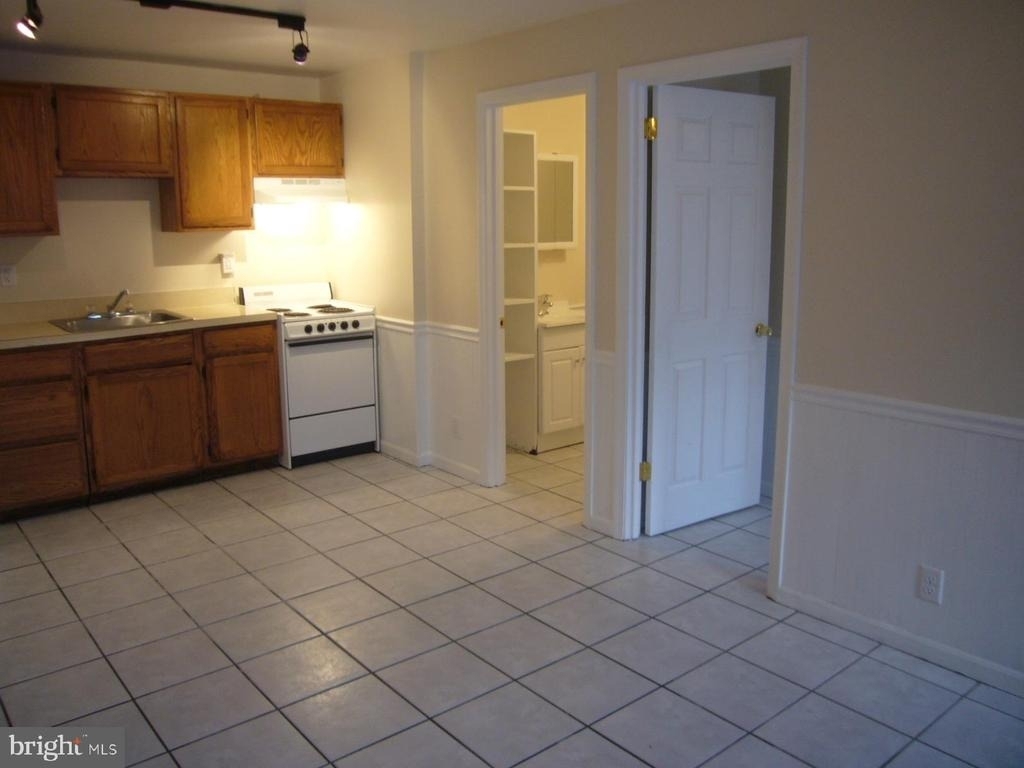 335 Marshall Street - Photo 5