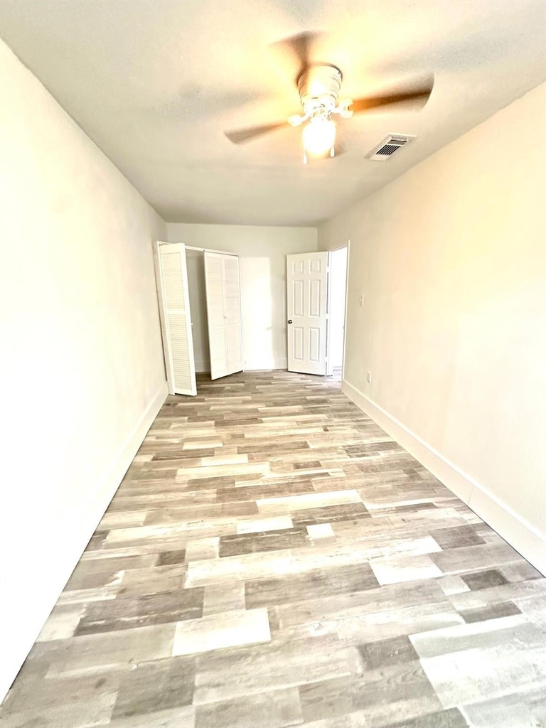 600 W Mimosa Street - Photo 7