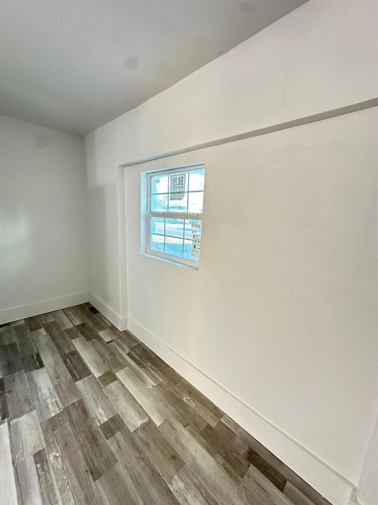 600 W Mimosa Street - Photo 13