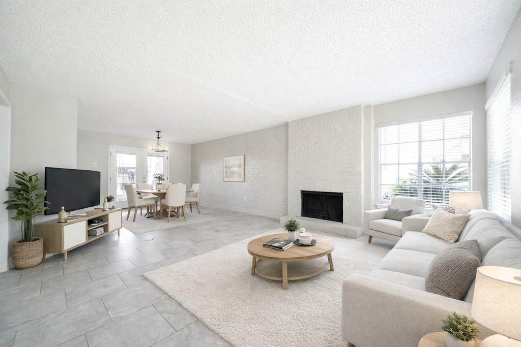 8100 Leonora Street - Photo 0
