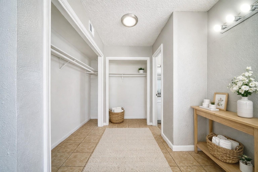 8100 Leonora Street - Photo 9