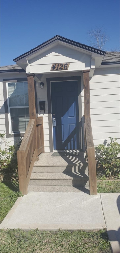 4126 Sayers Street - Photo 1