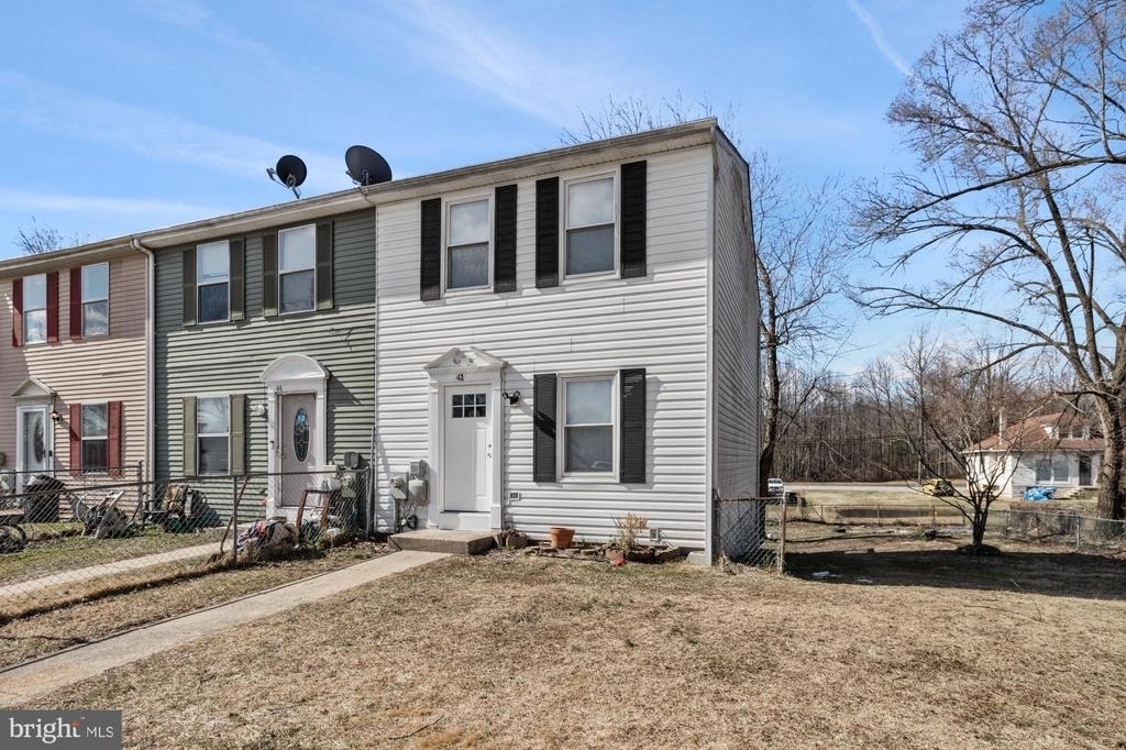 42 Holcumb Court - Photo 0