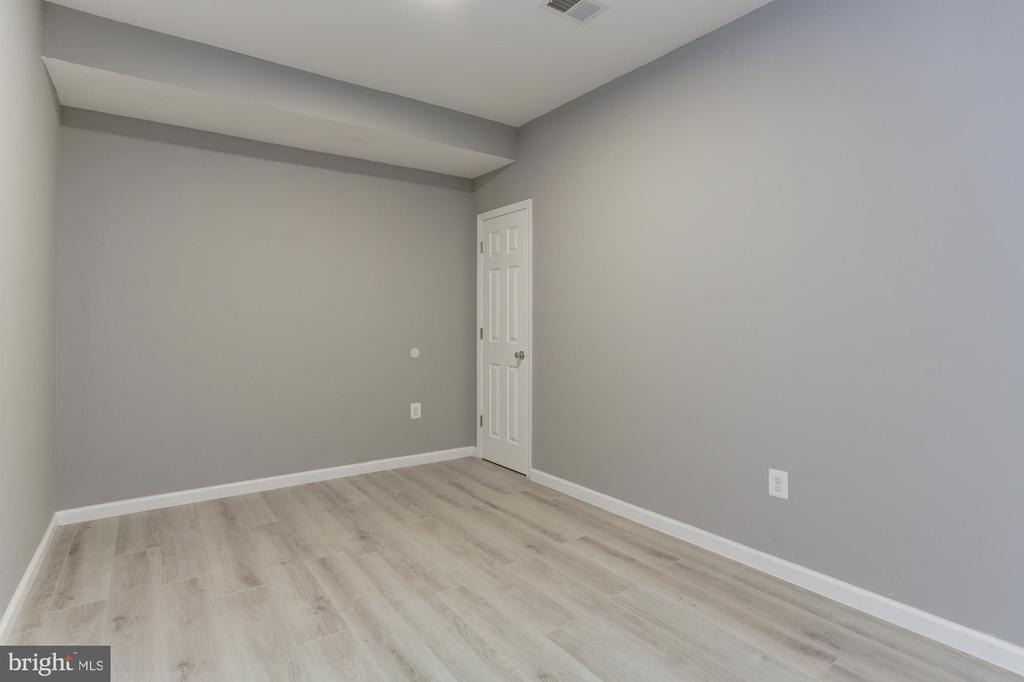 400 Highland Avenue - Photo 7