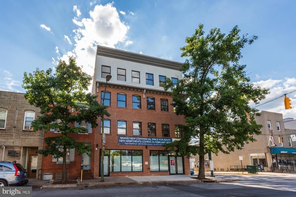 400 Highland Avenue - Photo 0