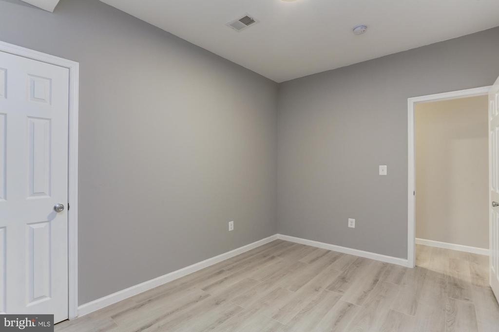 400 Highland Avenue - Photo 8