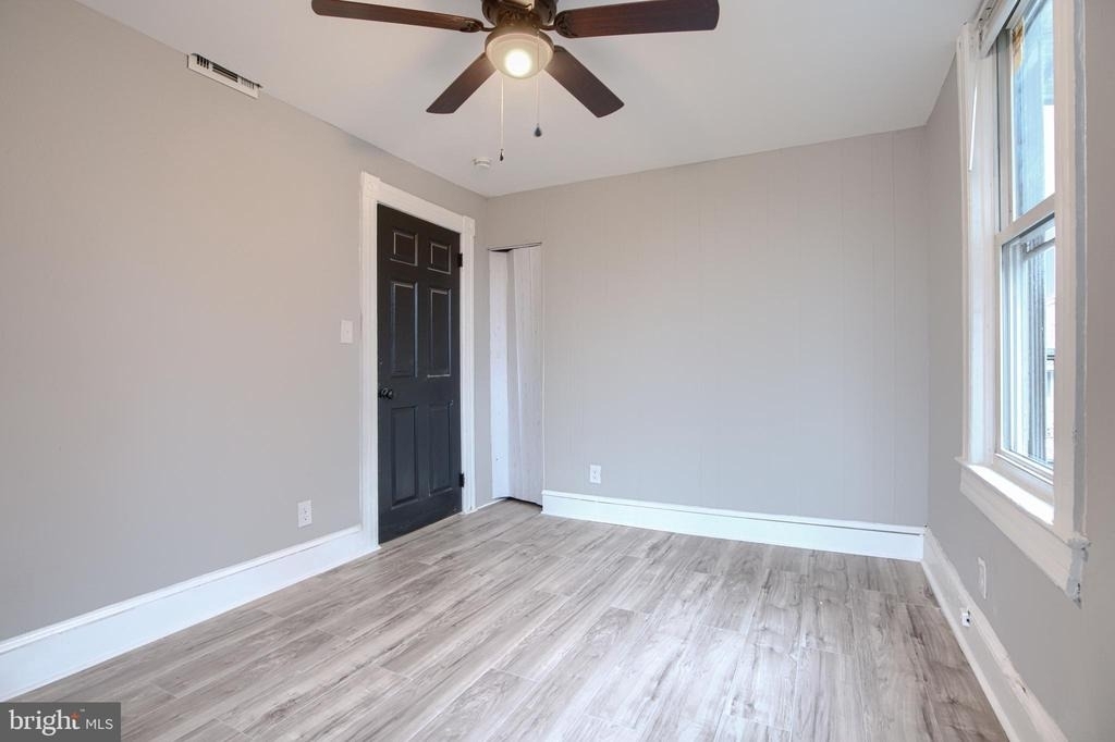 3807 Fleetwood Avenue - Photo 15