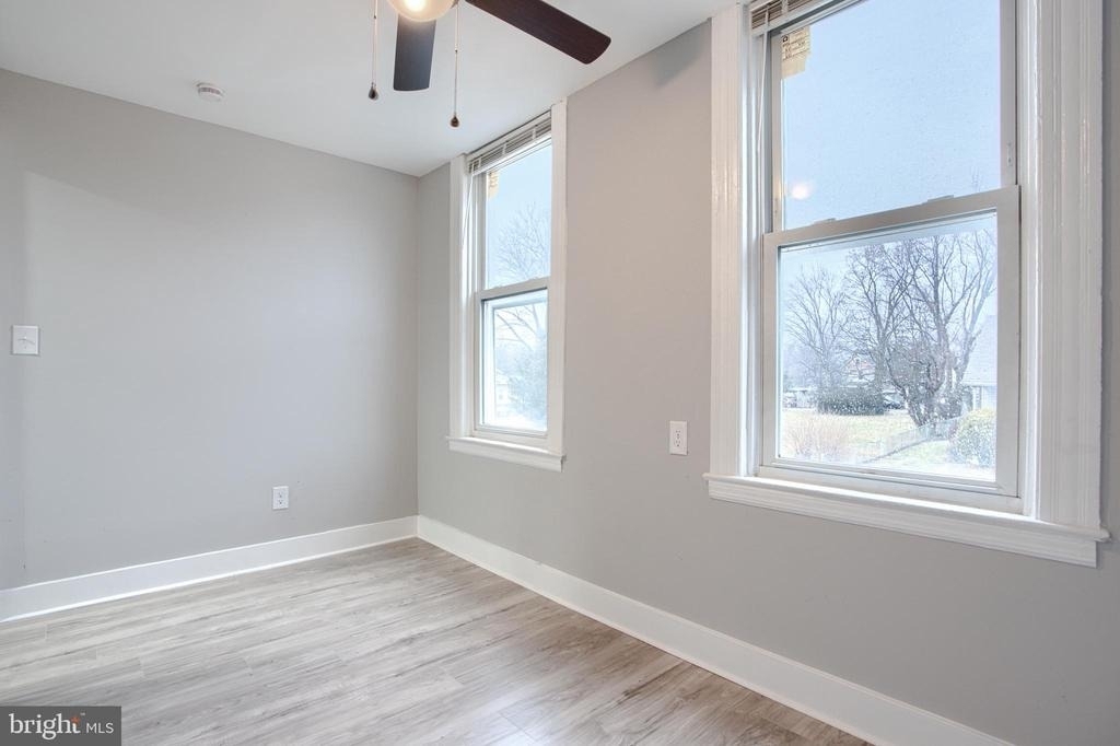 3807 Fleetwood Avenue - Photo 18