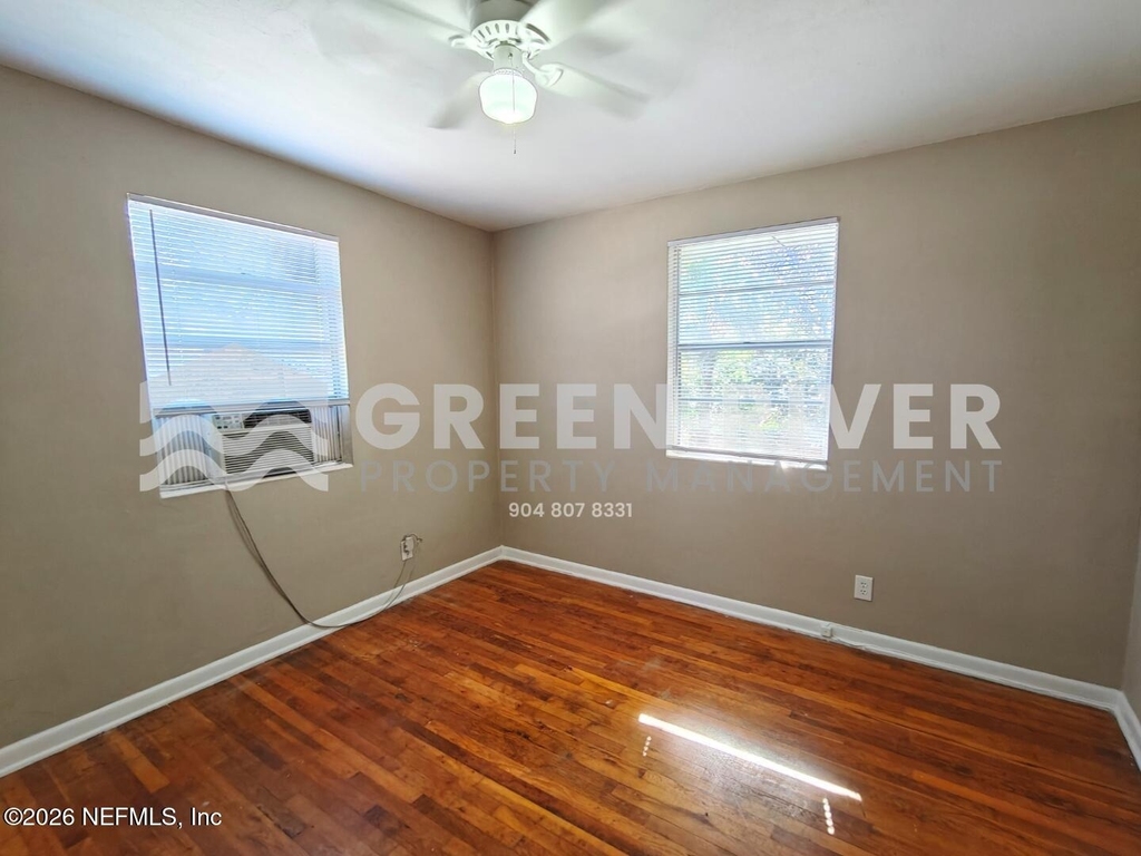 11620 Charlie Road - Photo 14