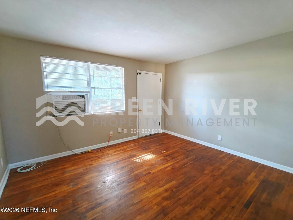 11620 Charlie Road - Photo 4