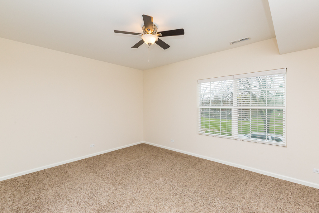 60 W Main Street - Photo 6