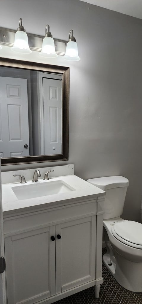 642 W 123rd Street - Photo 11