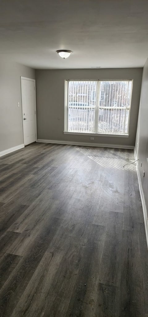 642 W 123rd Street - Photo 1