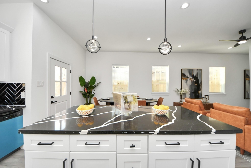 8533 Amadwe Street - Photo 12