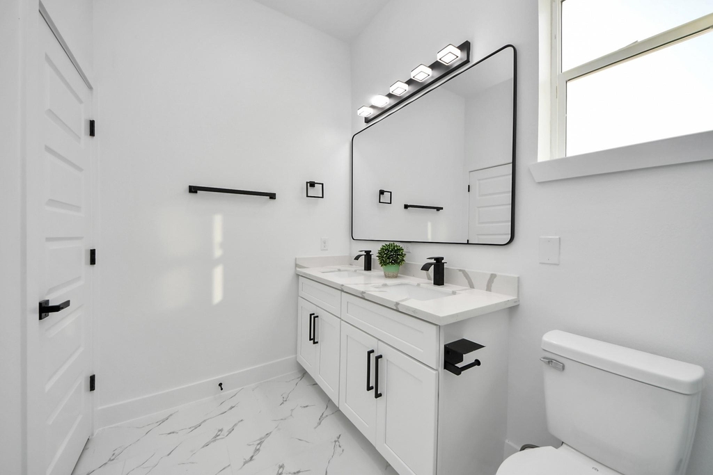8533 Amadwe Street - Photo 25