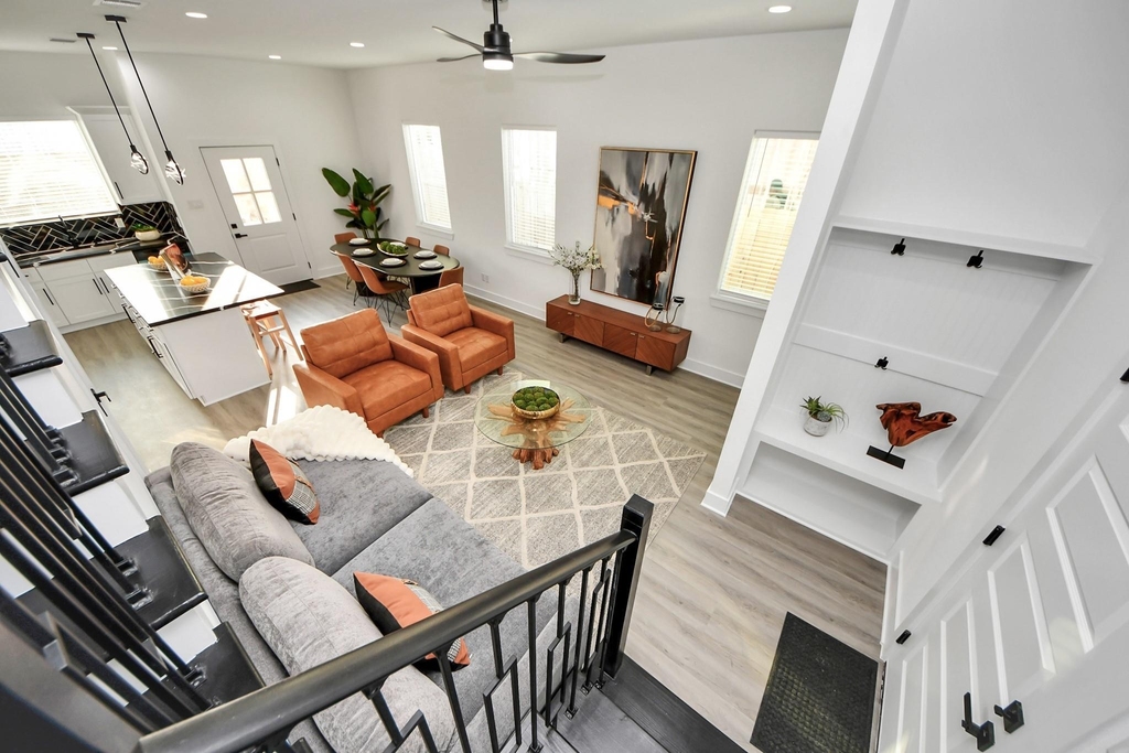 8533 Amadwe Street - Photo 9