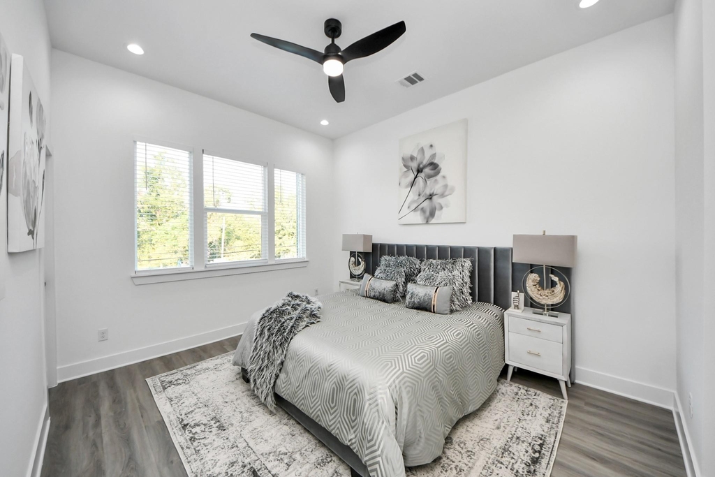 8533 Amadwe Street - Photo 21
