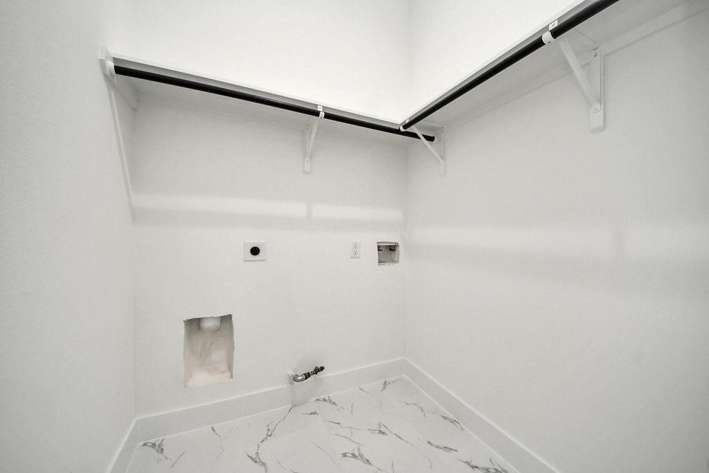 8533 Amadwe Street - Photo 30