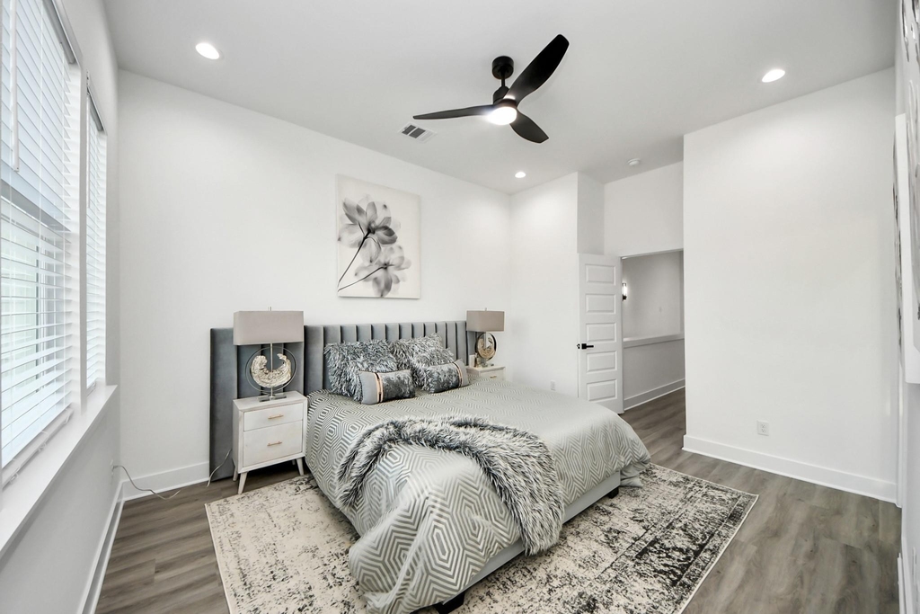 8533 Amadwe Street - Photo 20