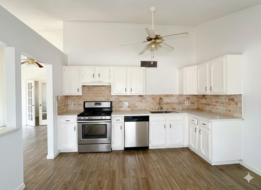 24126 Jumping Jay Lane - Photo 7