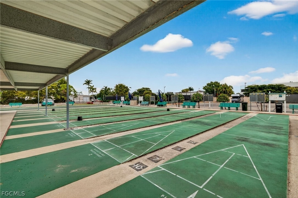 7430 Lake Breeze Drive - Photo 34