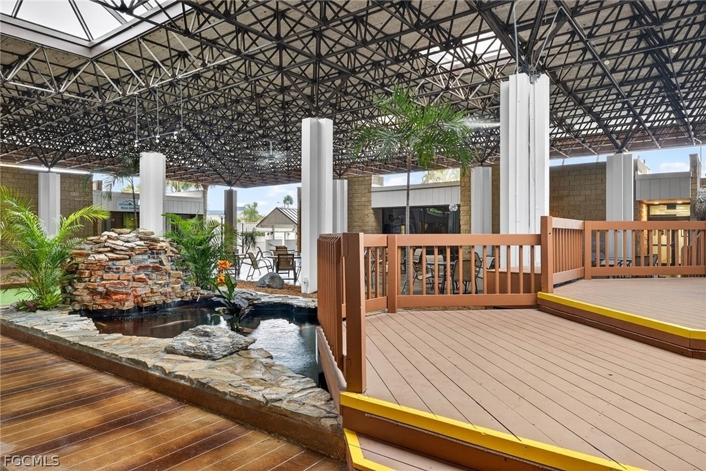 7430 Lake Breeze Drive - Photo 32
